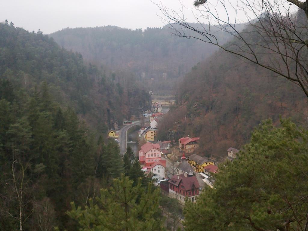 Pension Pastis Janov Buitenkant foto